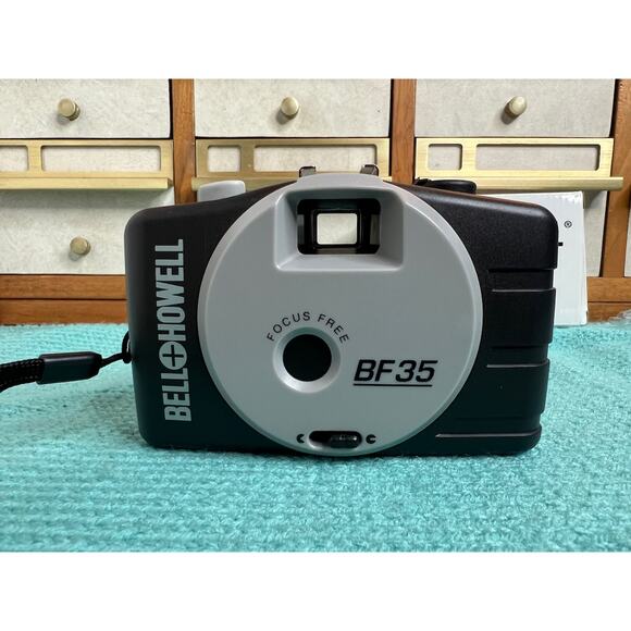 Bell + Howell 35mm Plastic Camera flash case - Picture 14 of 16